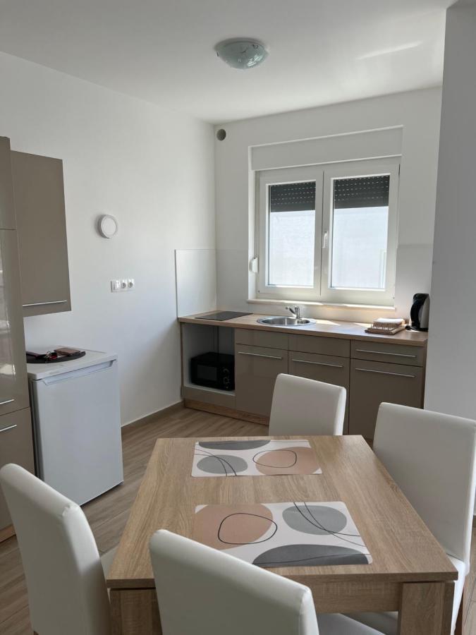 Apartment Sunrise With Private Parking PUY Exterior foto