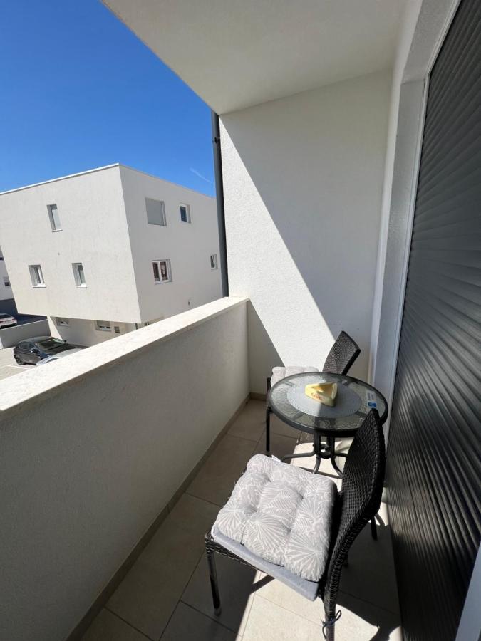 Apartment Sunrise With Private Parking PUY Exterior foto